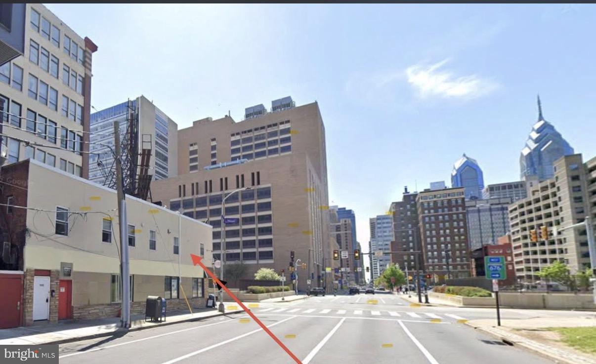 CENTER CITY - Commercial Sale