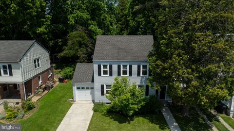 1221 ELM AVENUE LANCASTER PA 17603