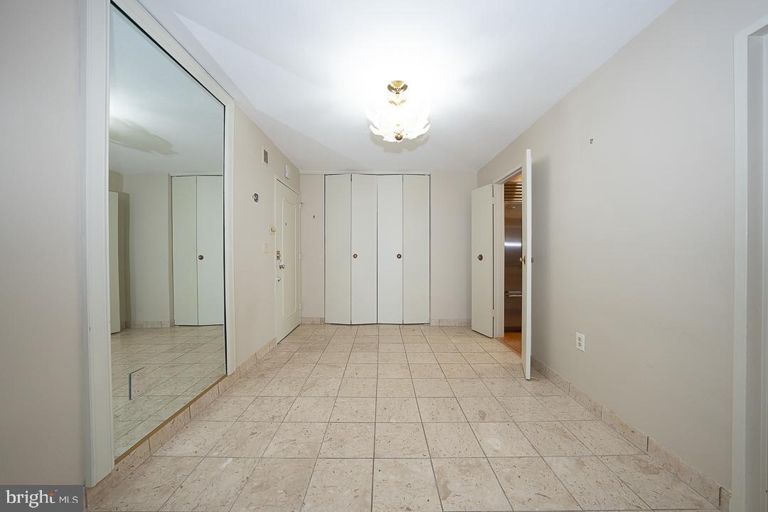 SUTTON TERRACE - Residential