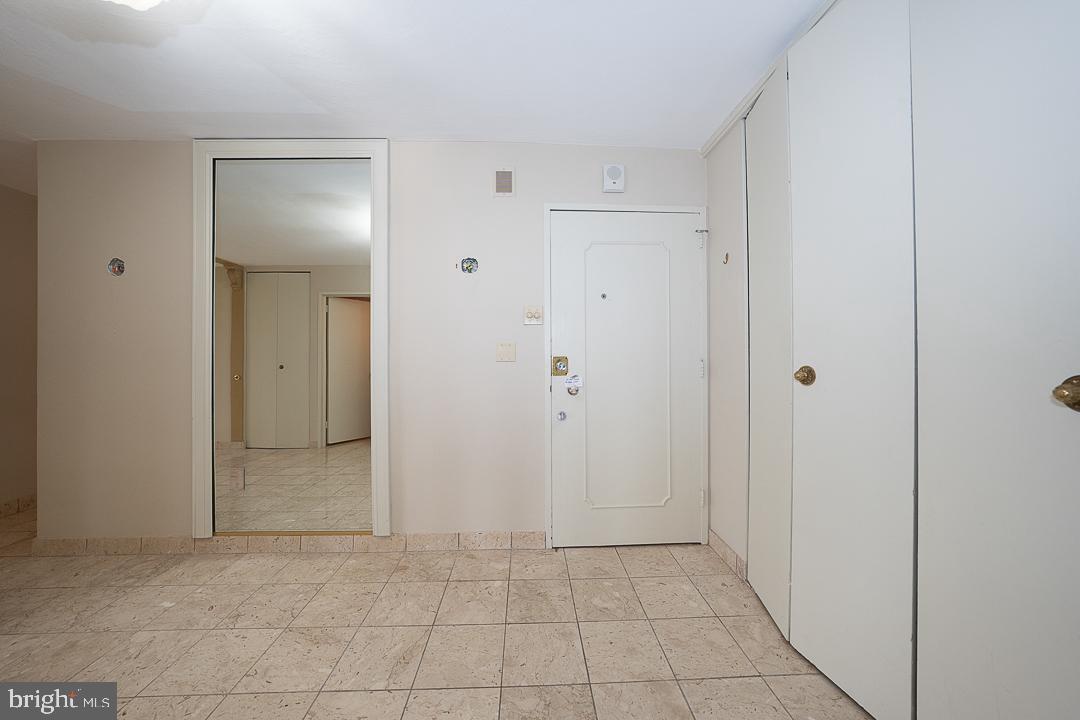 SUTTON TERRACE - Residential