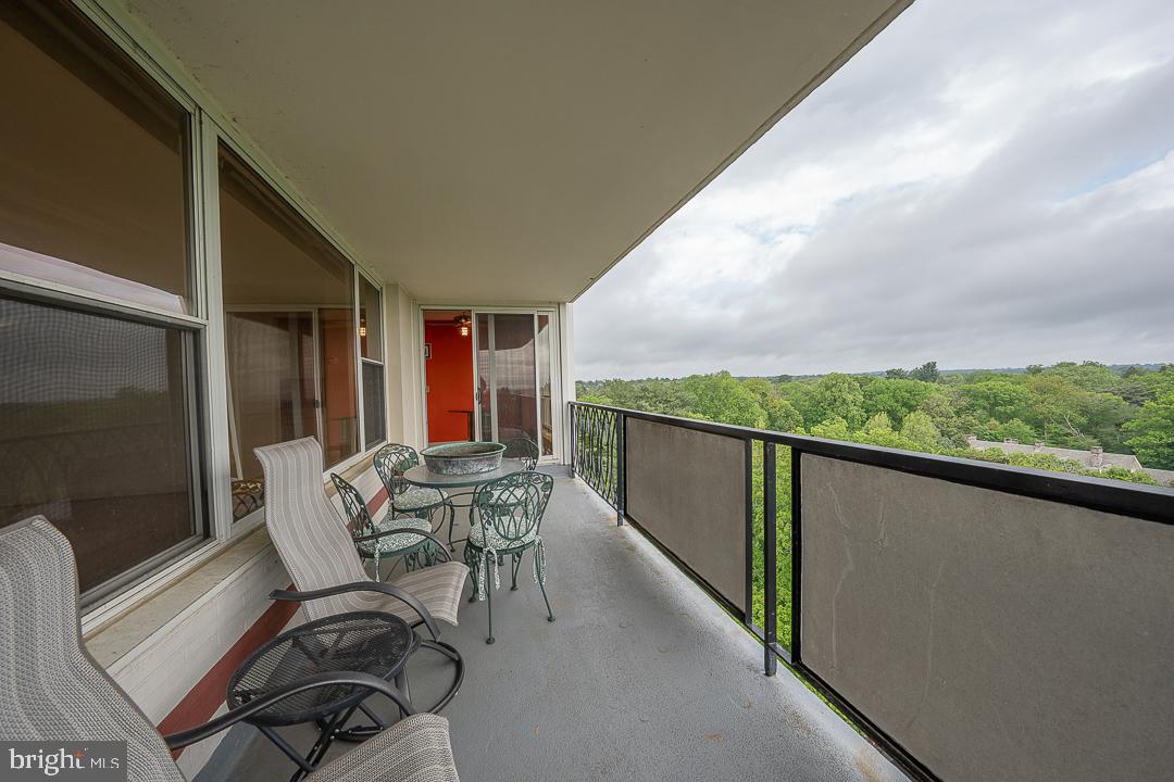 SUTTON TERRACE - Residential