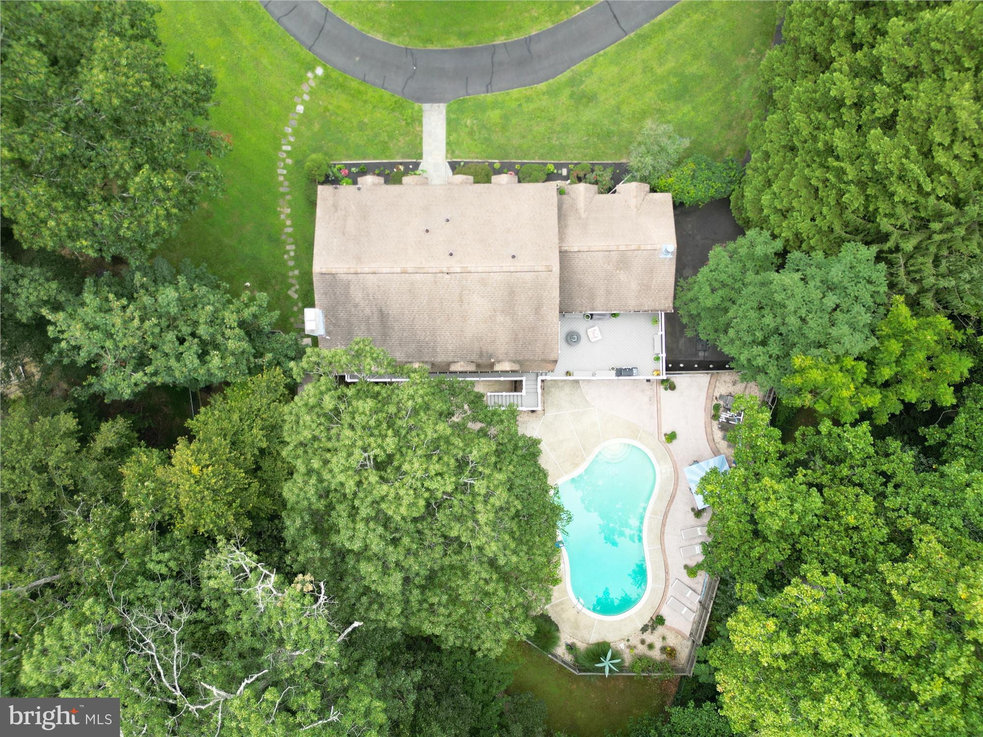 1306 LAVALL DRIVE