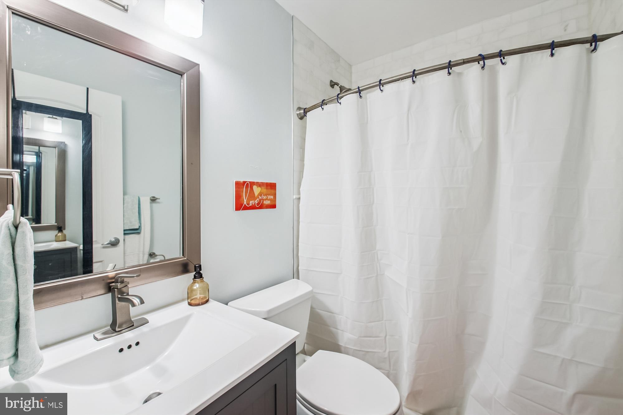 LAVALL - Residential