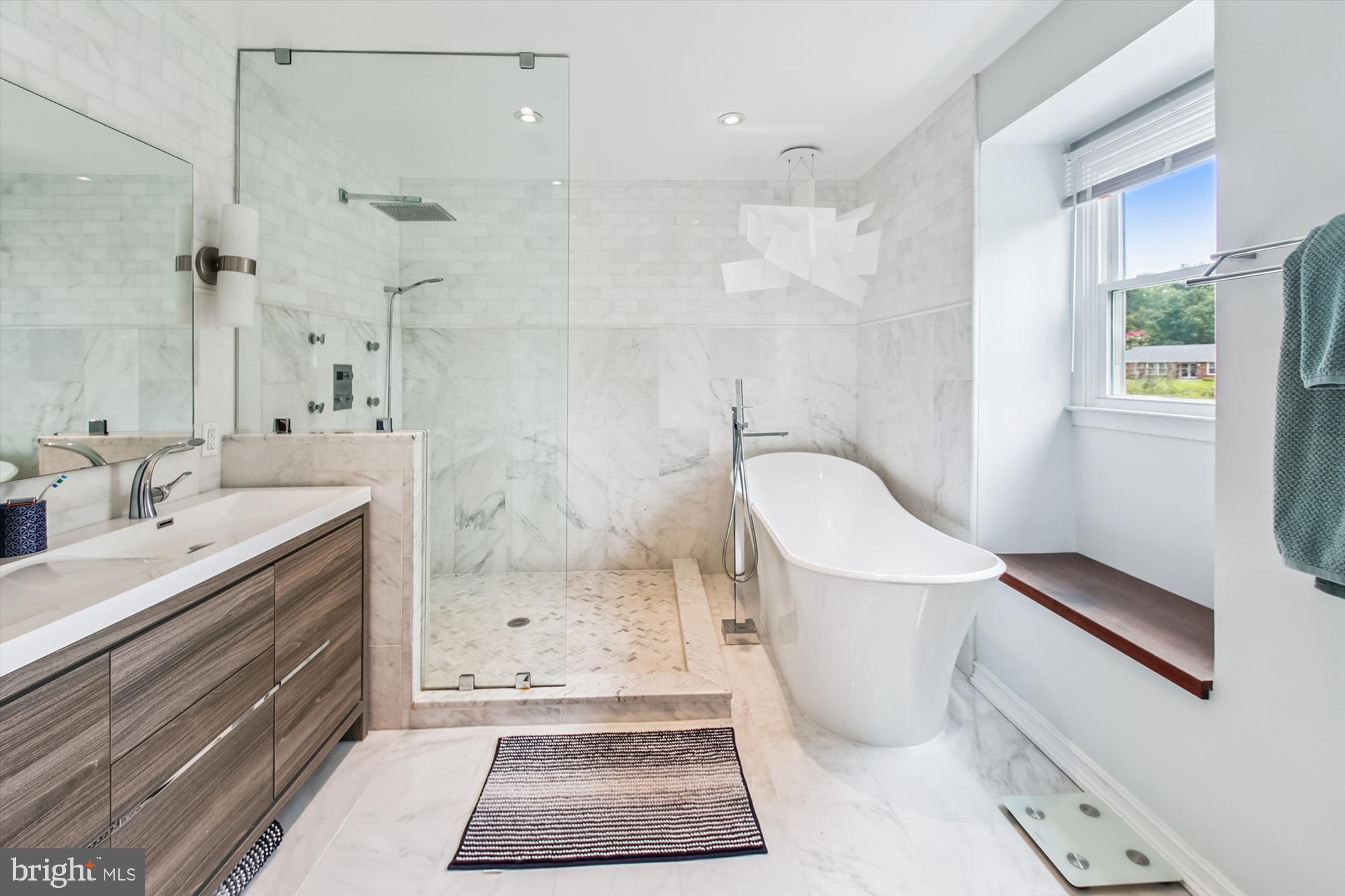 LAVALL - Residential