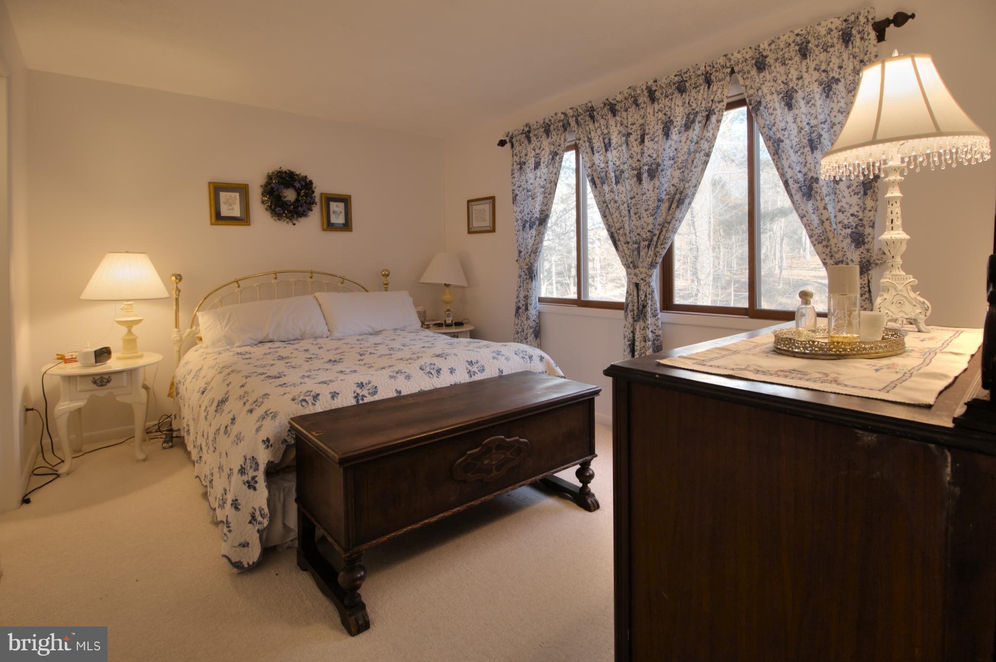 THE HILL - Residential