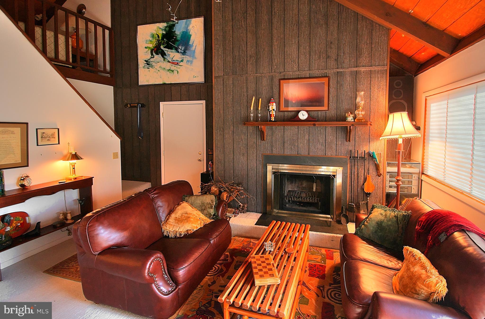 THE HILL - Residential