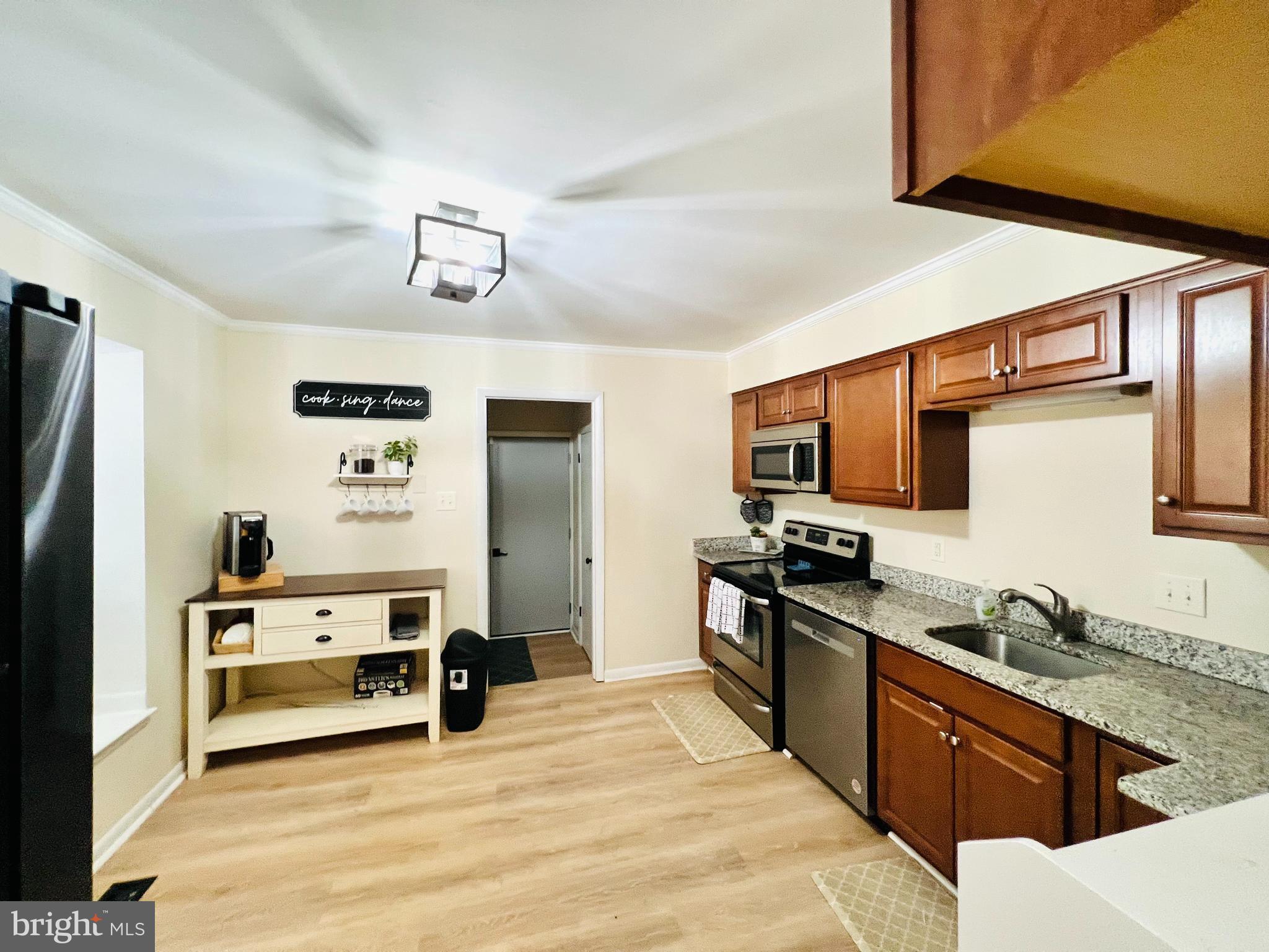 11527 TIMBERBROOK DRIVE