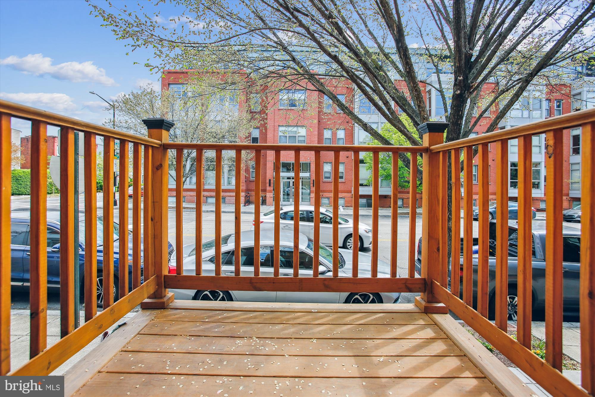 903 11TH STREET SE
