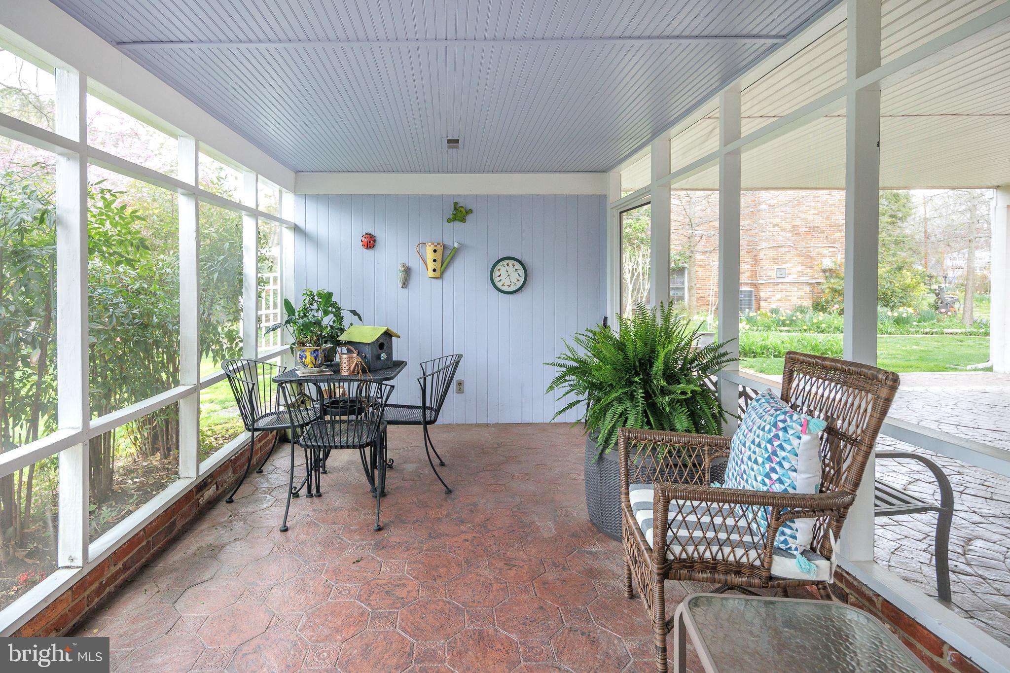 RIVERSIDE ESTATES - Residential