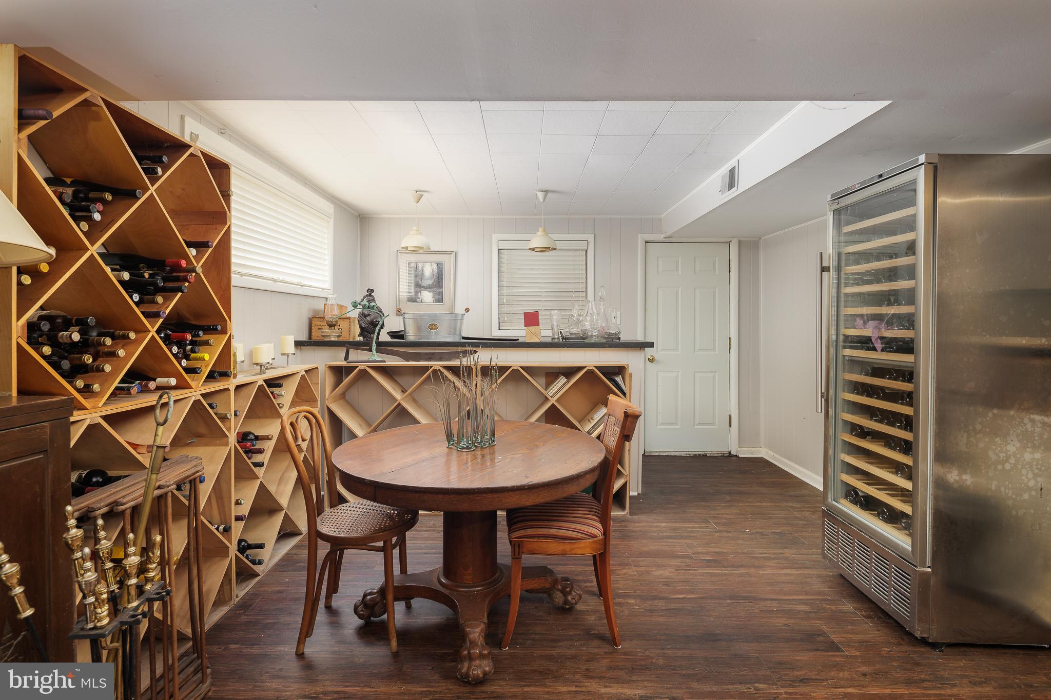 RIVERSIDE ESTATES - Residential