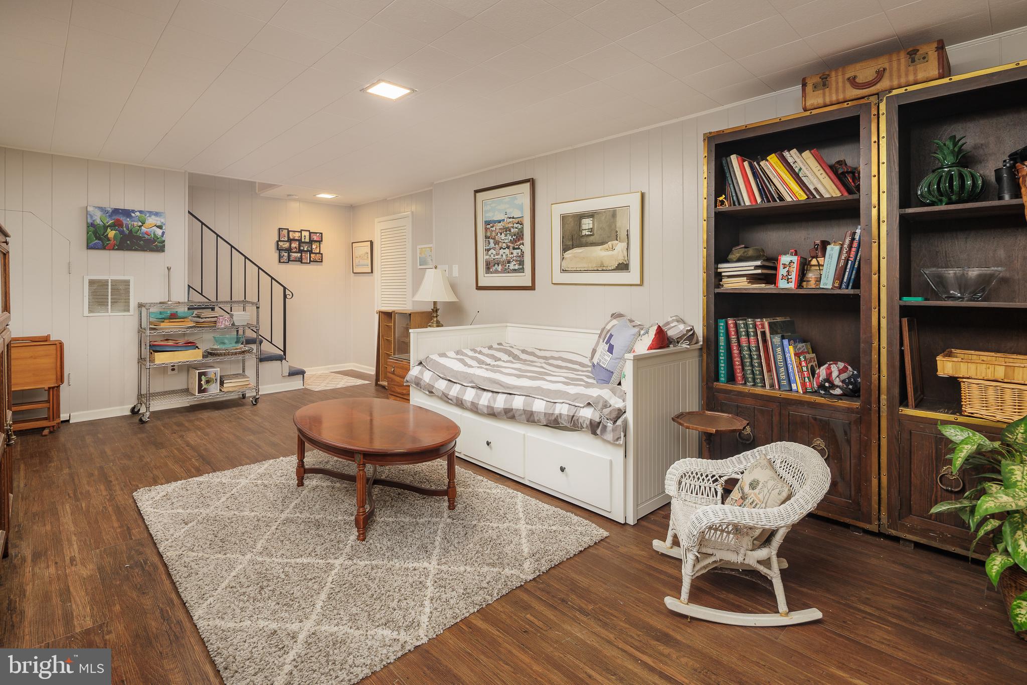 RIVERSIDE ESTATES - Residential