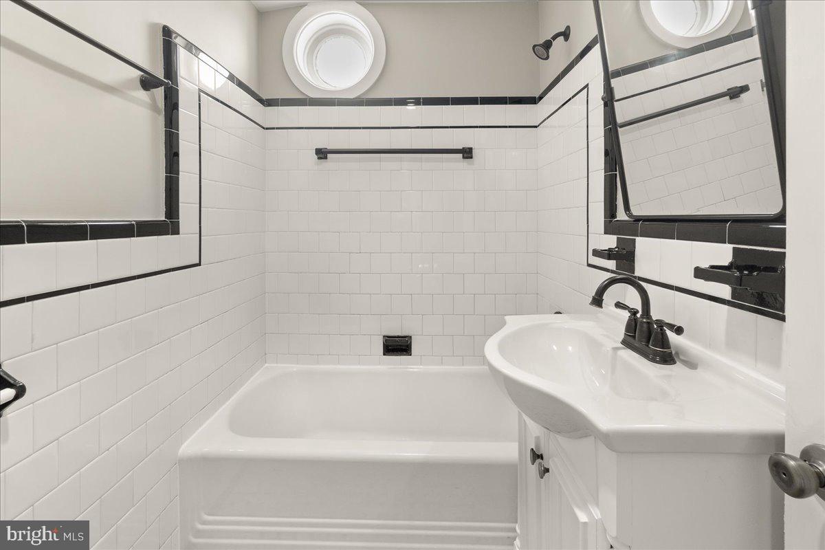 DAMASCUS - Residential