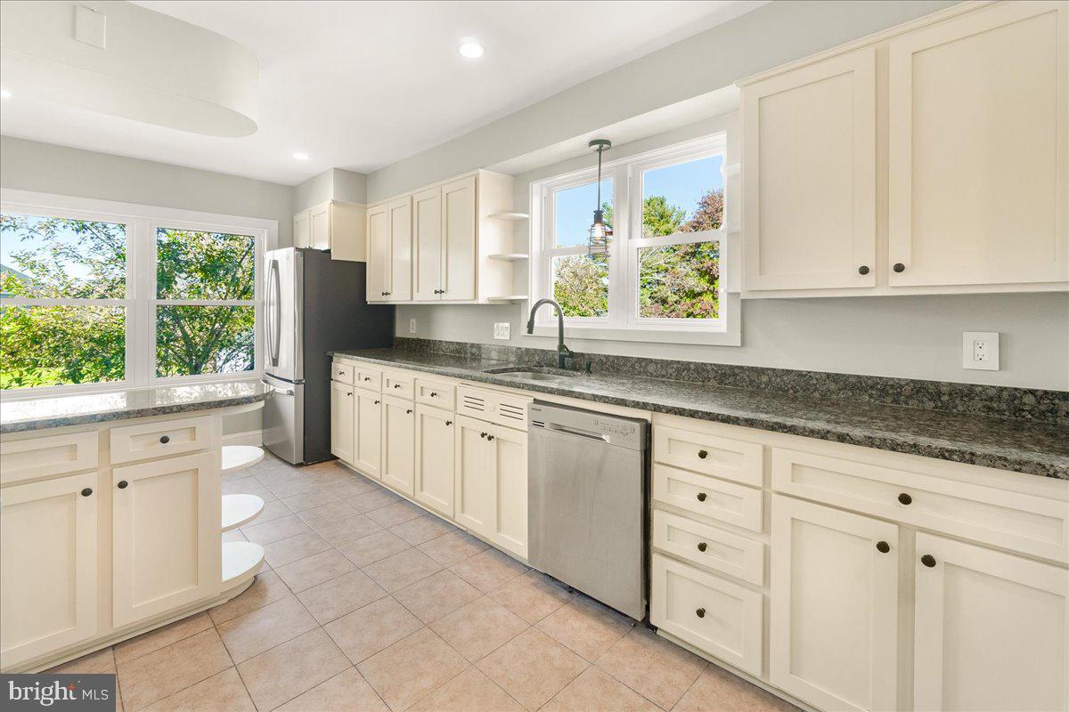 DAMASCUS - Residential