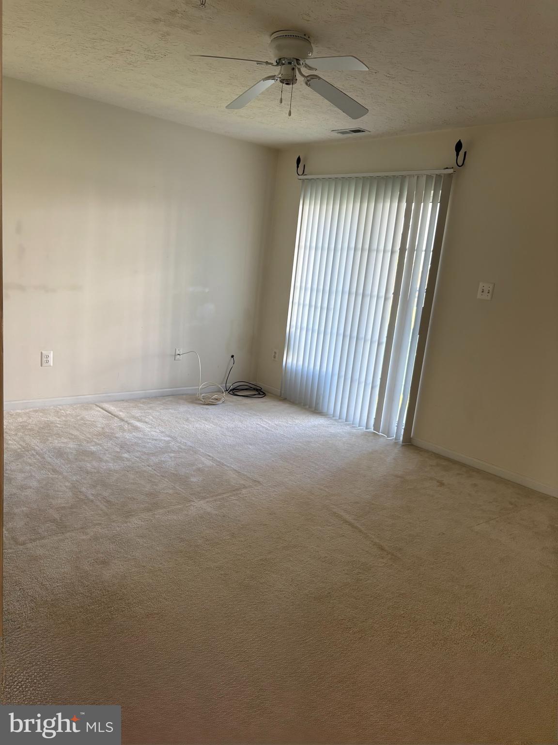 WOODLAND PARK - Residential Lease