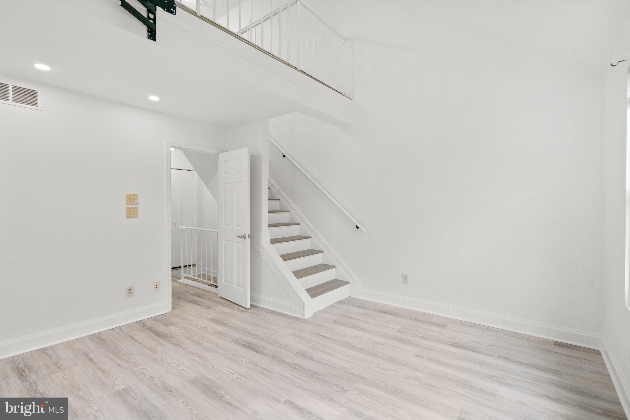 WATERFORD PLACE - Residential