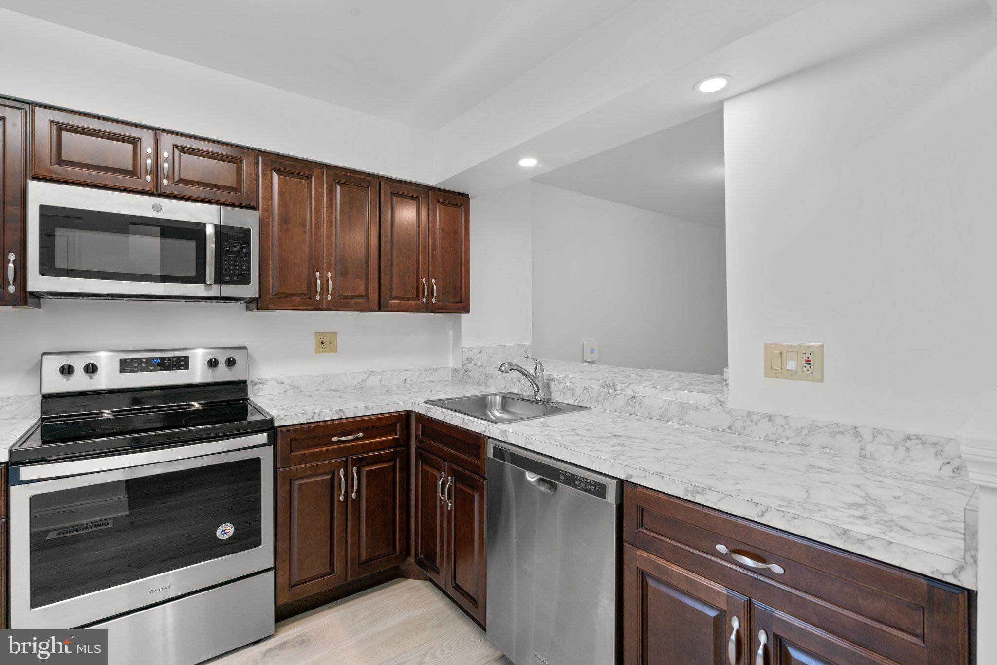 WATERFORD PLACE - Residential