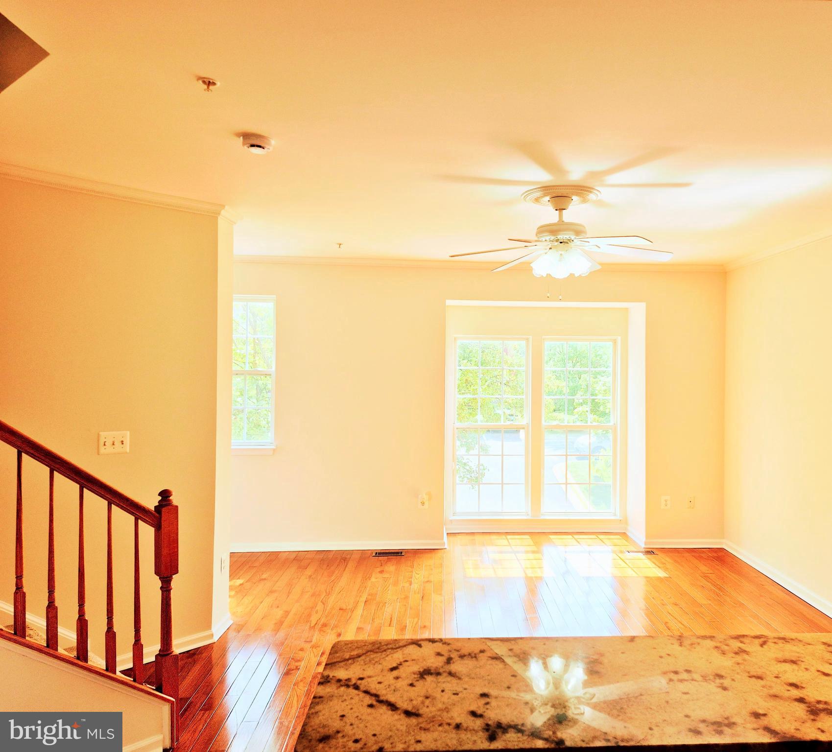 LANDOVER MEWS-PLAT FIVE> - Residential