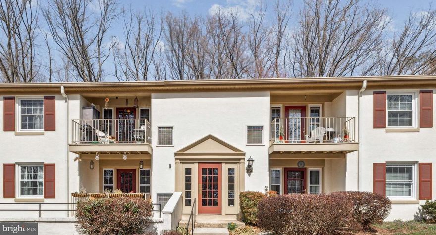 *** Offer Deadline is Monday 5/5 at 5 PM, Seller reserves the right to ratify an offer before the deadline. *** Fully renovated top floor condominium in sought after Cardinal Forest community featuring gourmet kitchen with stainless steel appliances and granite countertops, new carpet, fresh paint, modern light fixtures, new bathroom vanities and toilets, new stackable washer and dryer, private balcony overlooking tree preserved area, and assigned parking spot. Community amenities include outdoor swimming pool, tennis courts, and playground.  On-site management. Condo fee includes water, sewer, and gas.