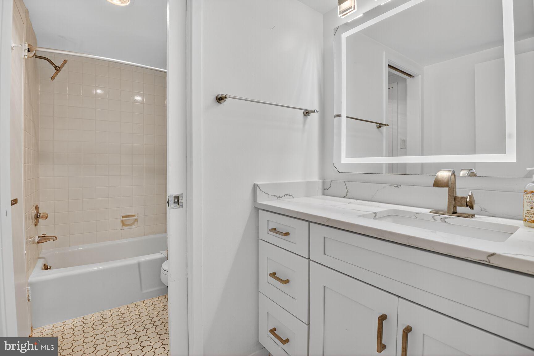 WILLOUGHBY OF CHEVY CHASE - Residential