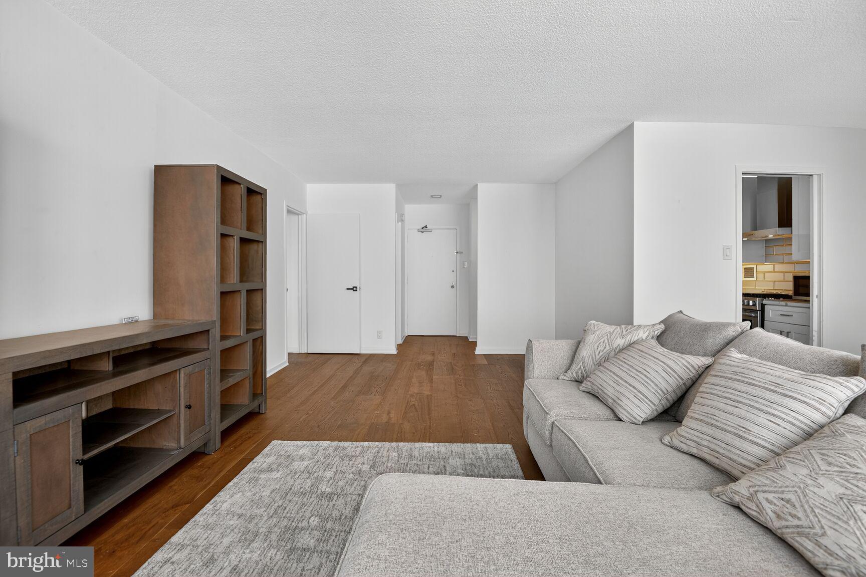 WILLOUGHBY OF CHEVY CHASE - Residential