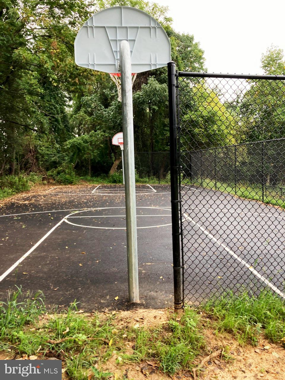 GLENLOCH - Residential Lease