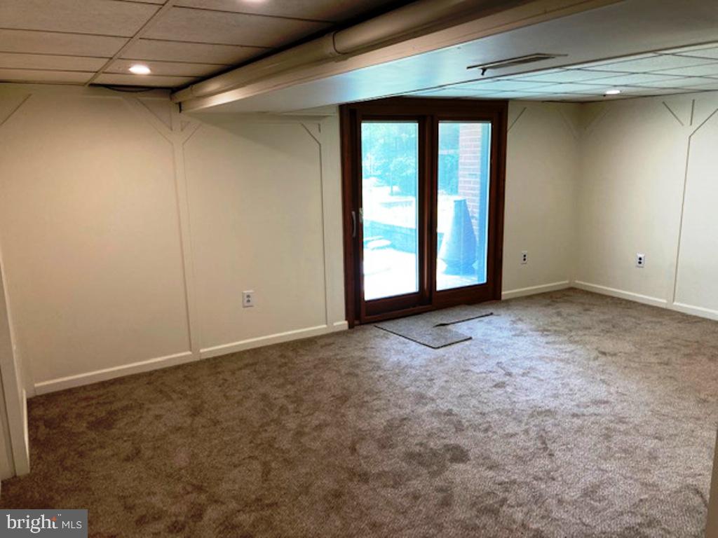 GLENLOCH - Residential Lease