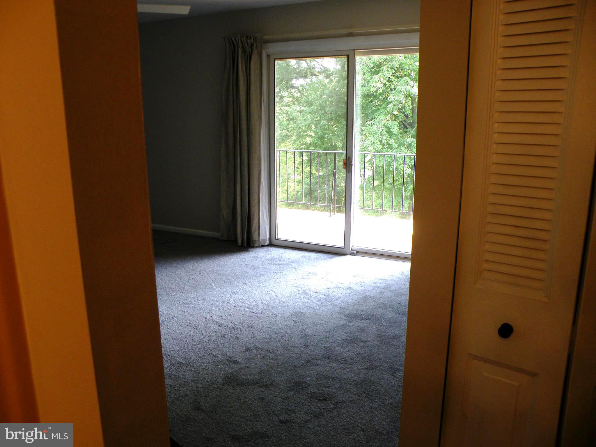 GLENLOCH - Residential Lease