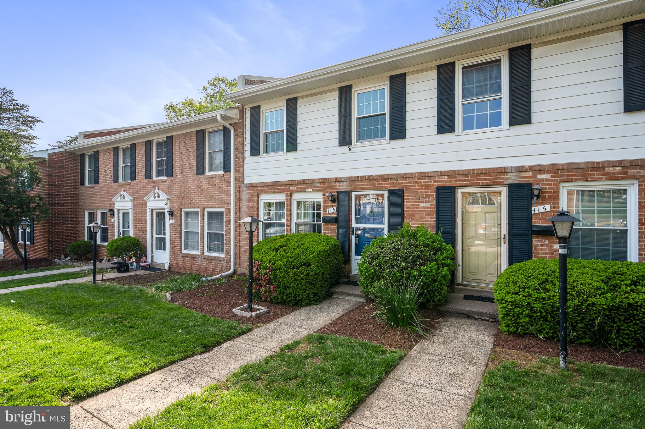 PEMBROOKE - Residential