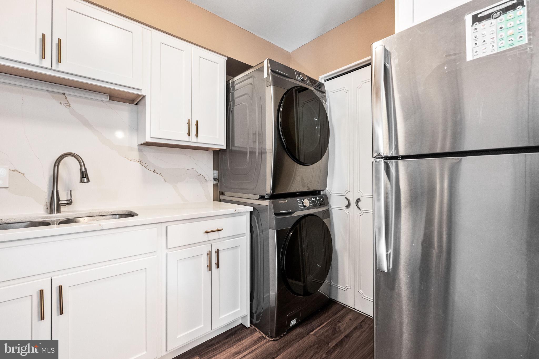 PEMBROOKE - Residential