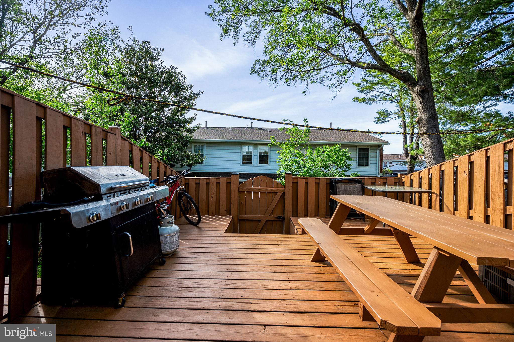 PEMBROOKE - Residential