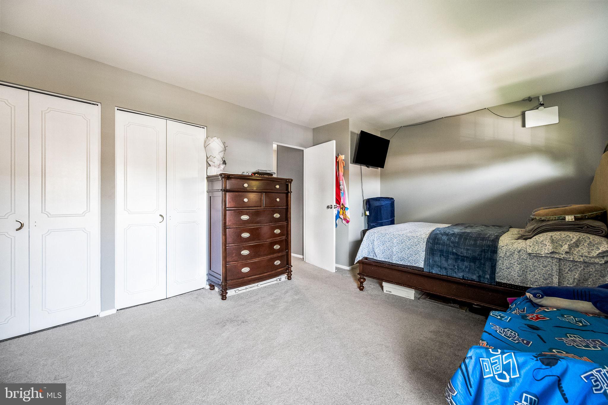 PEMBROOKE - Residential