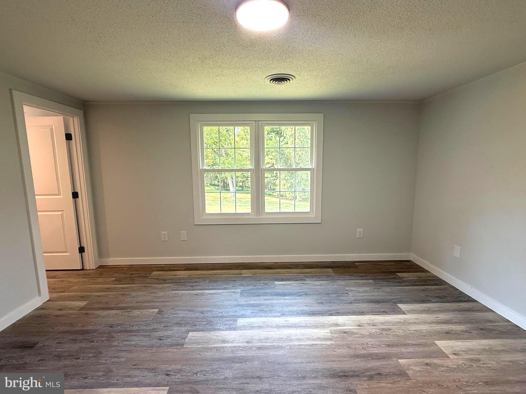 HORSESHOE BEND - Residential