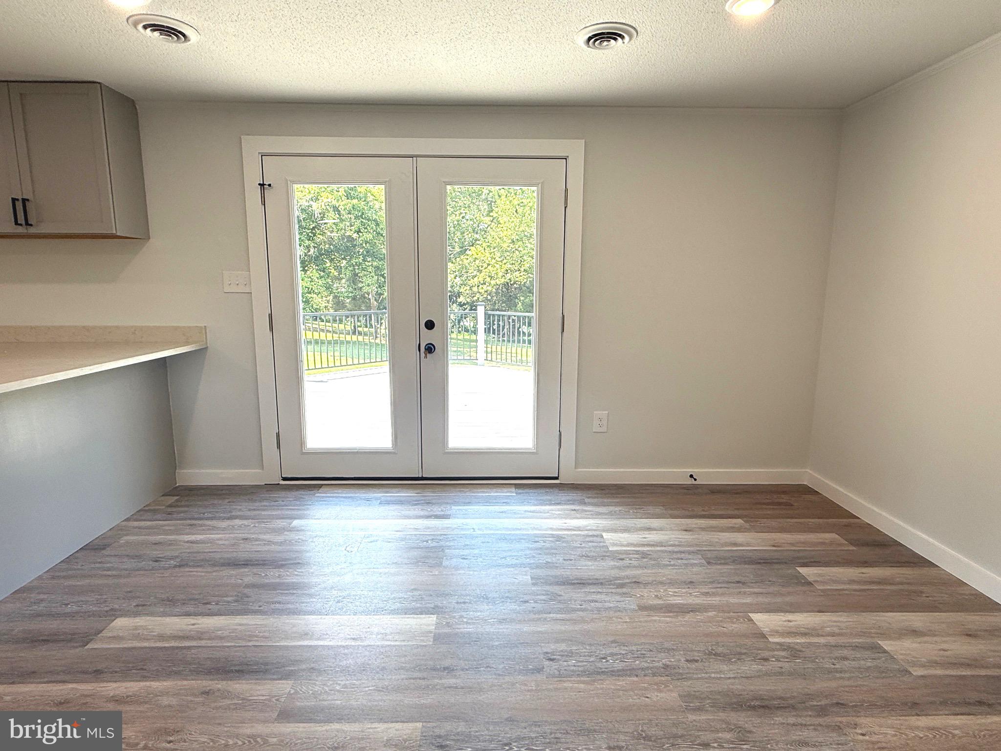 HORSESHOE BEND - Residential