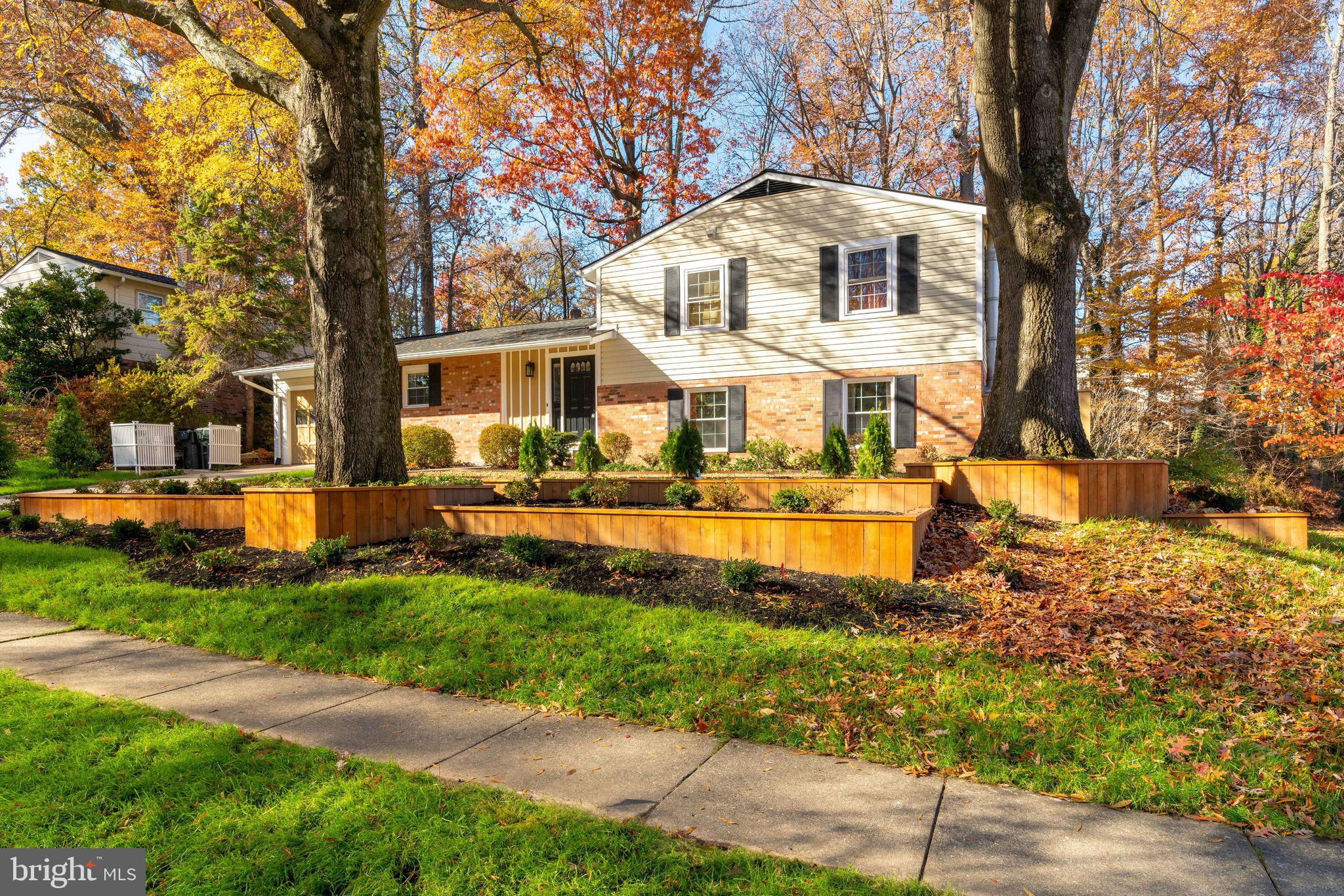 ROLLING VALLEY - Residential Lease