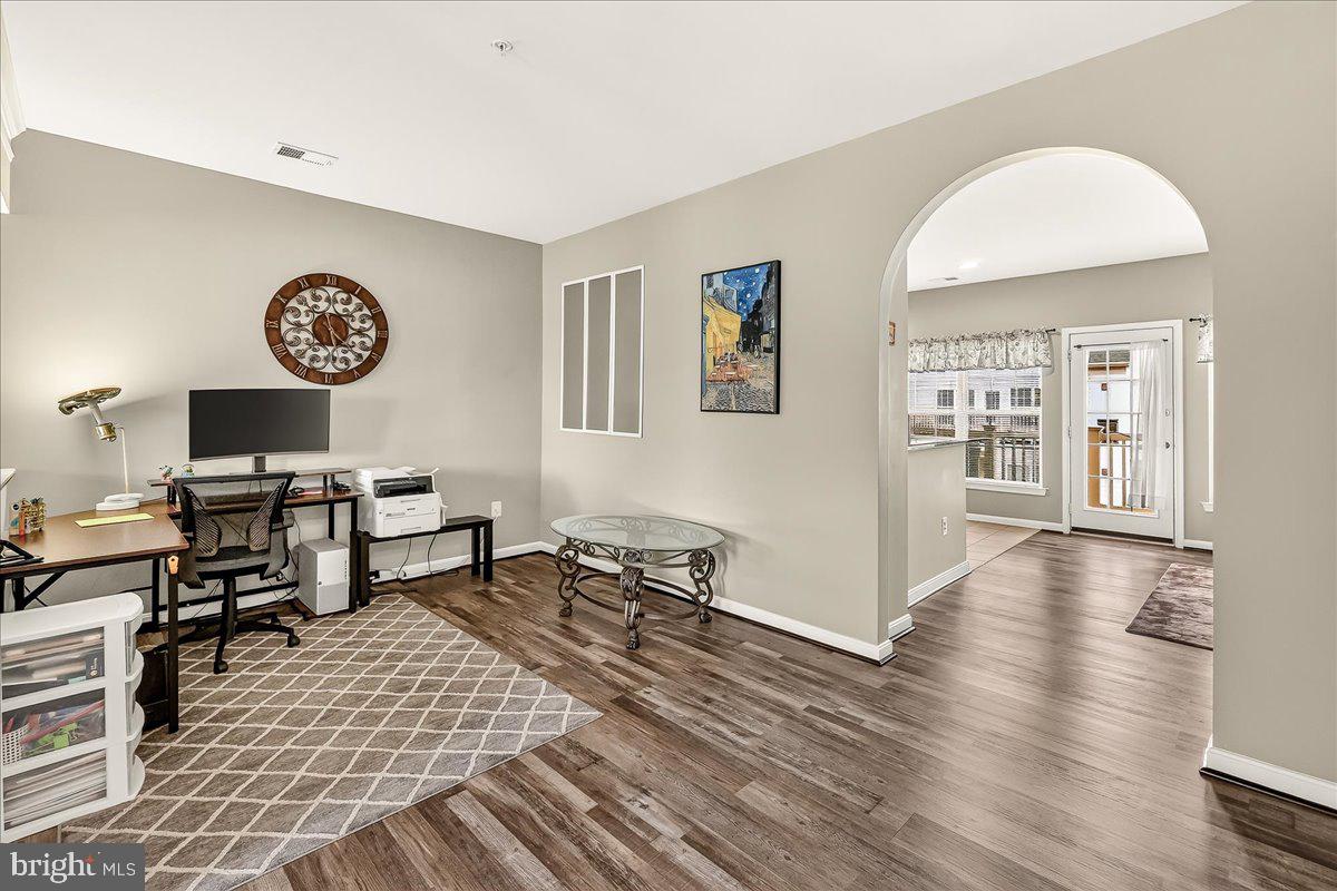 1794 POOLSIDE WAY B 24-B