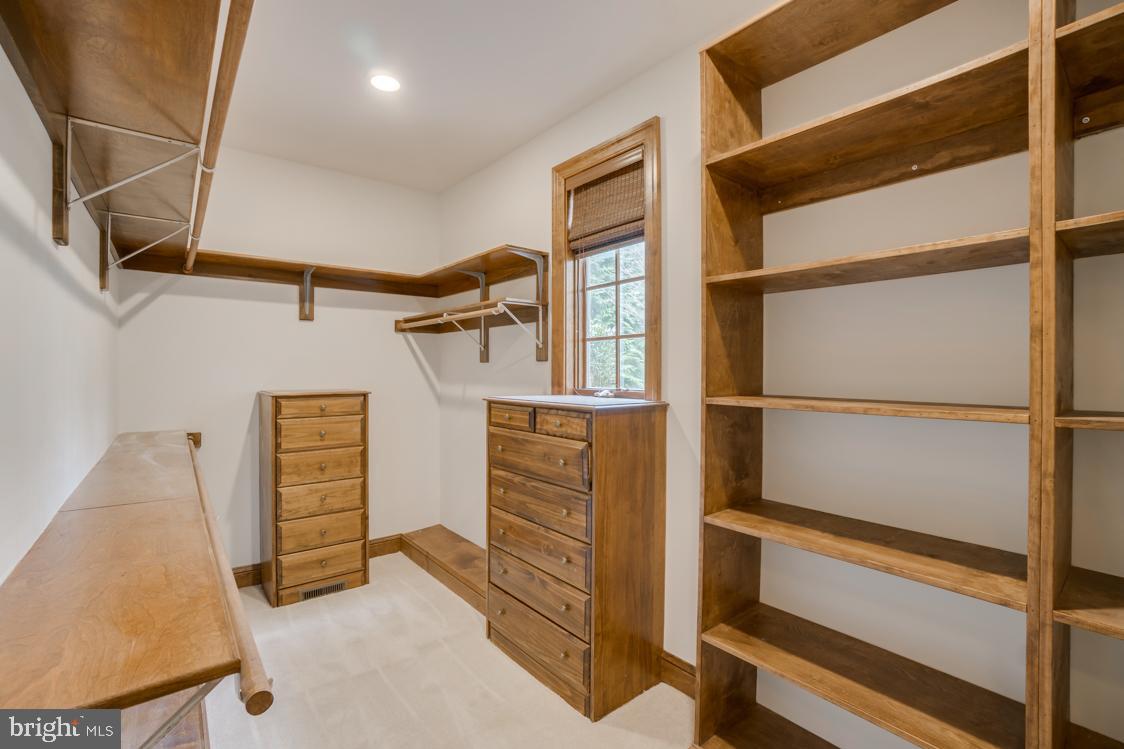 FAWN LAKE - Residential