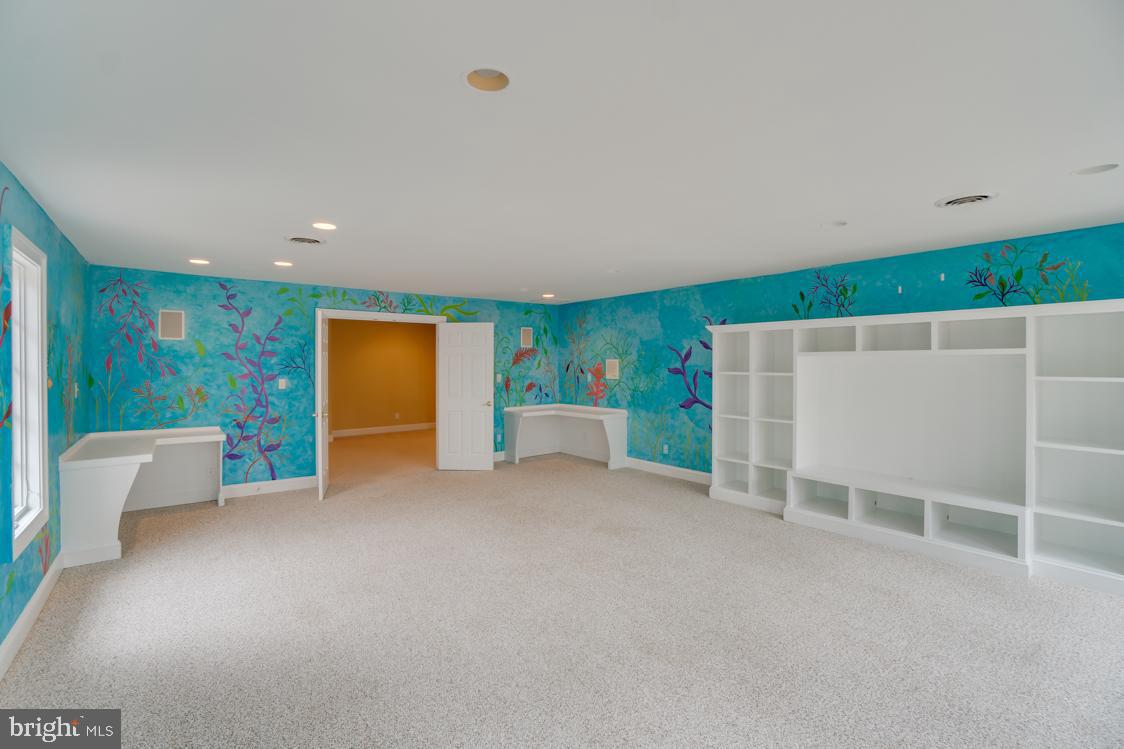 FAWN LAKE - Residential