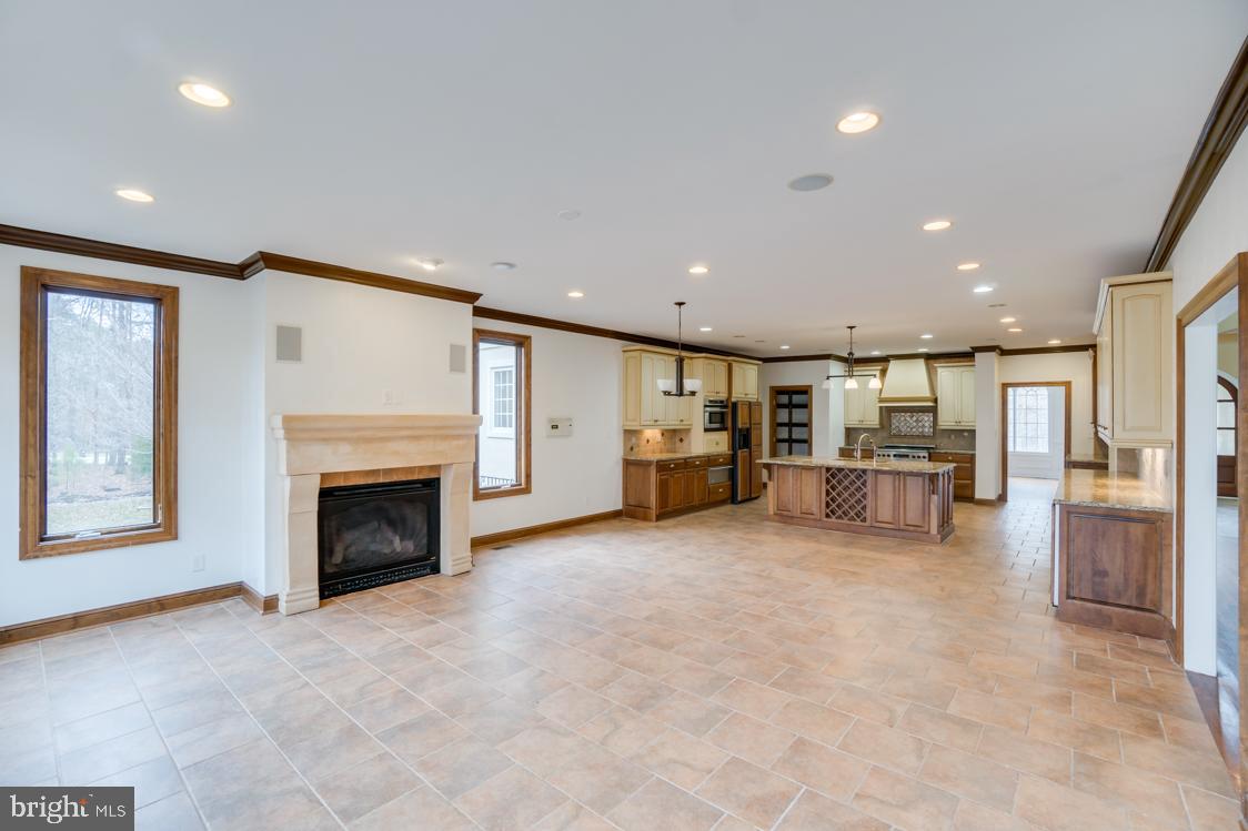 FAWN LAKE - Residential