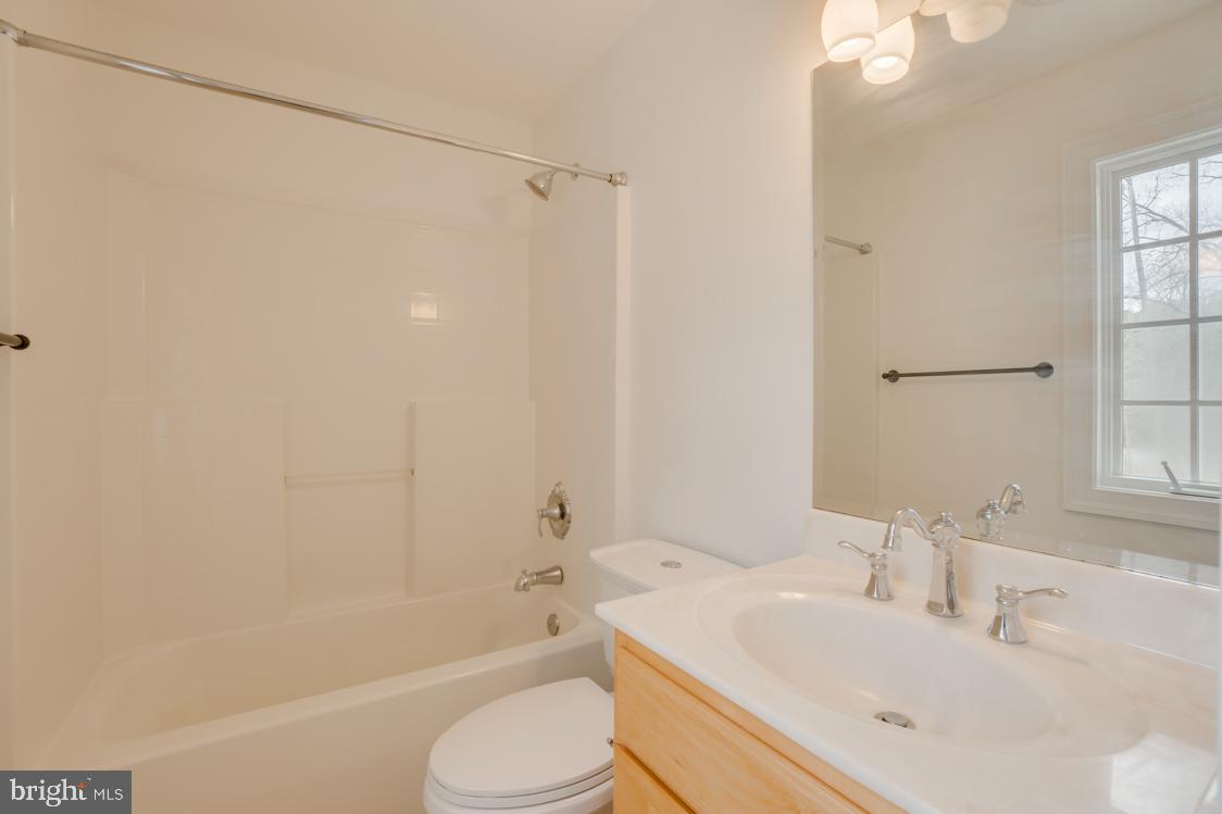 FAWN LAKE - Residential