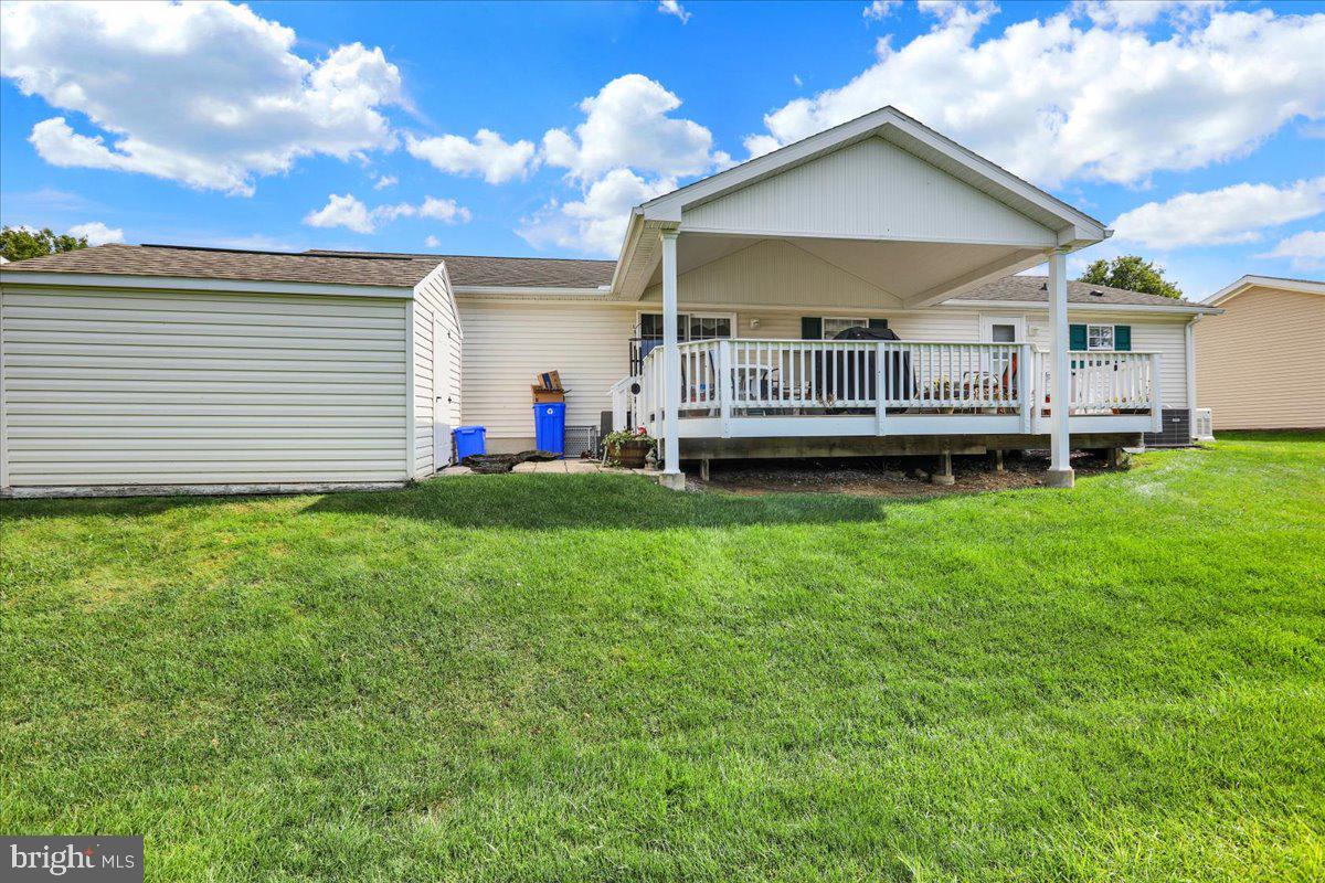 SUMMIT CREST - Residential