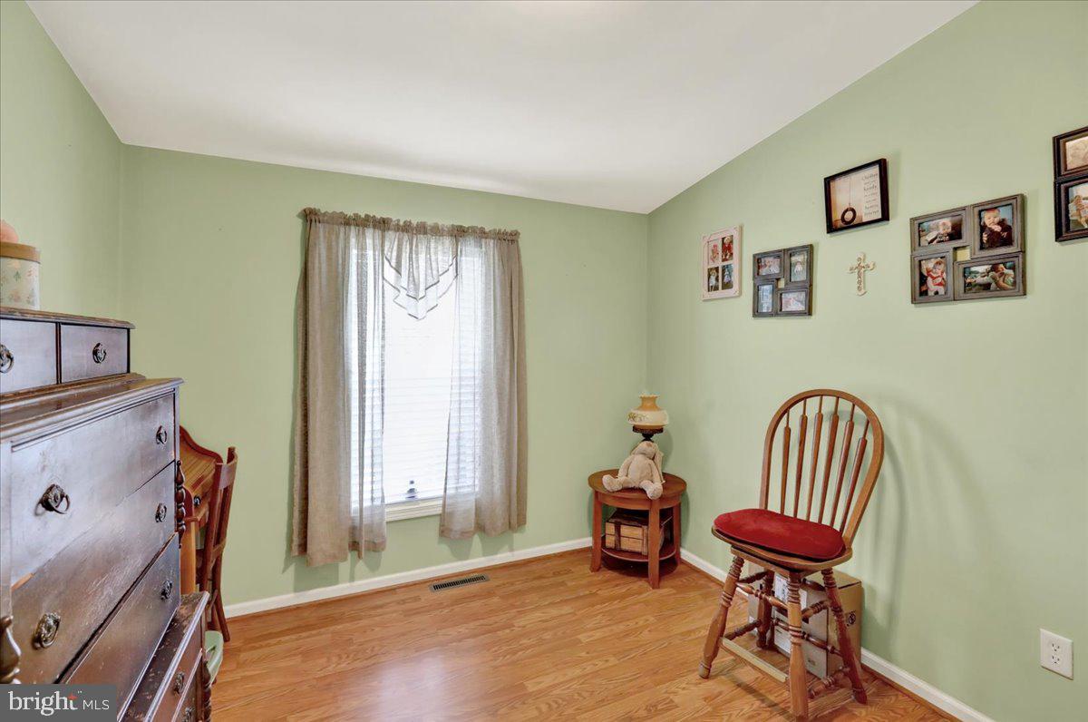 SUMMIT CREST - Residential