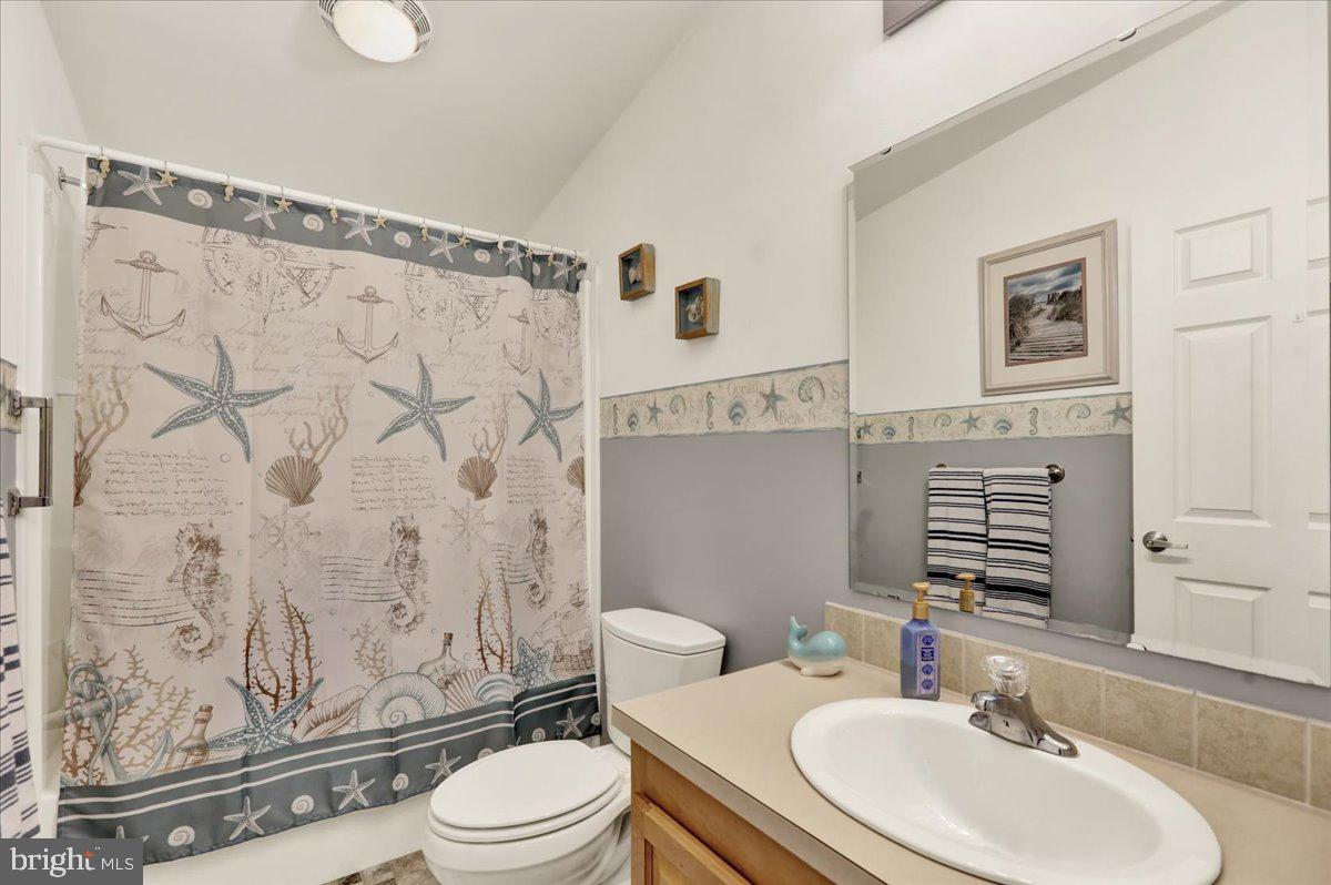 SUMMIT CREST - Residential