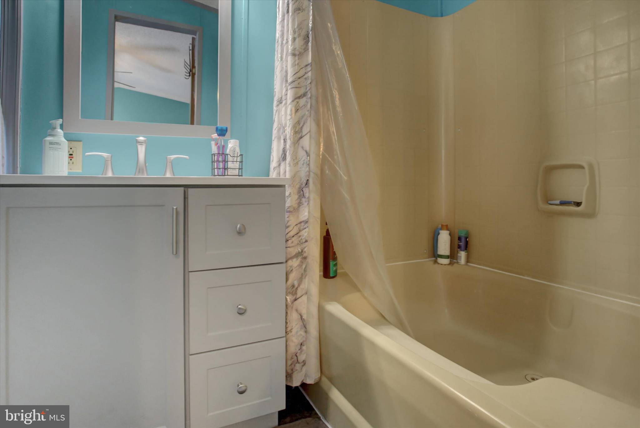 SOUTHAMPTON CUMBERLAND - Residential