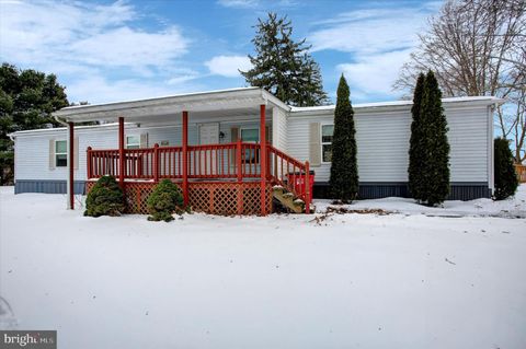 188 RUSTIC DRIVE SHIPPENSBURG PA 17257