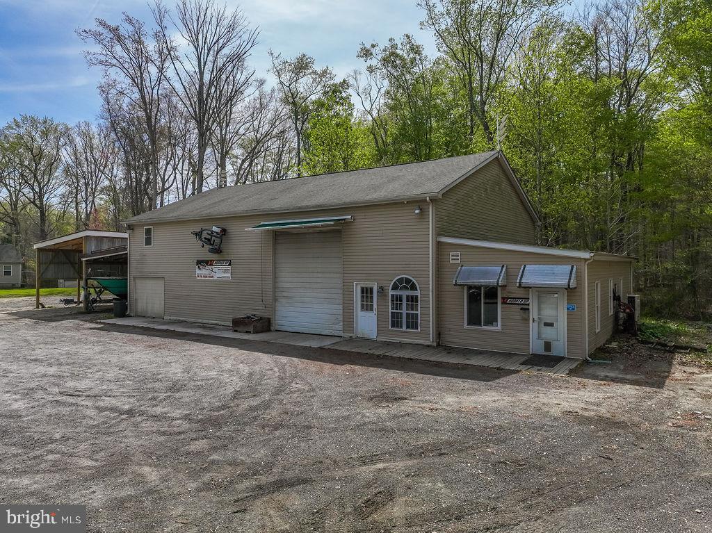 9401 FOOKS ROAD