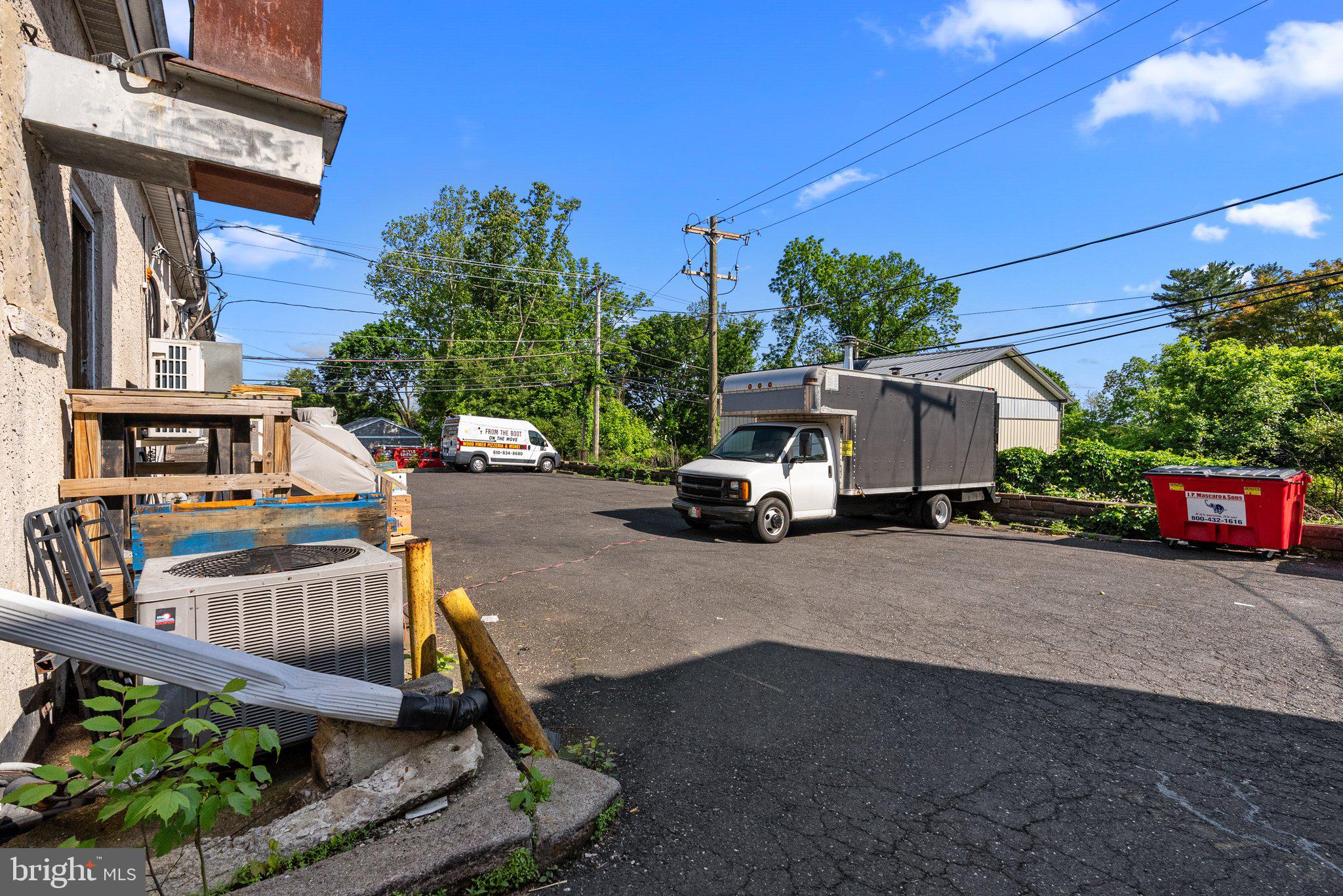 LAFAYETTE HILL - Commercial Sale