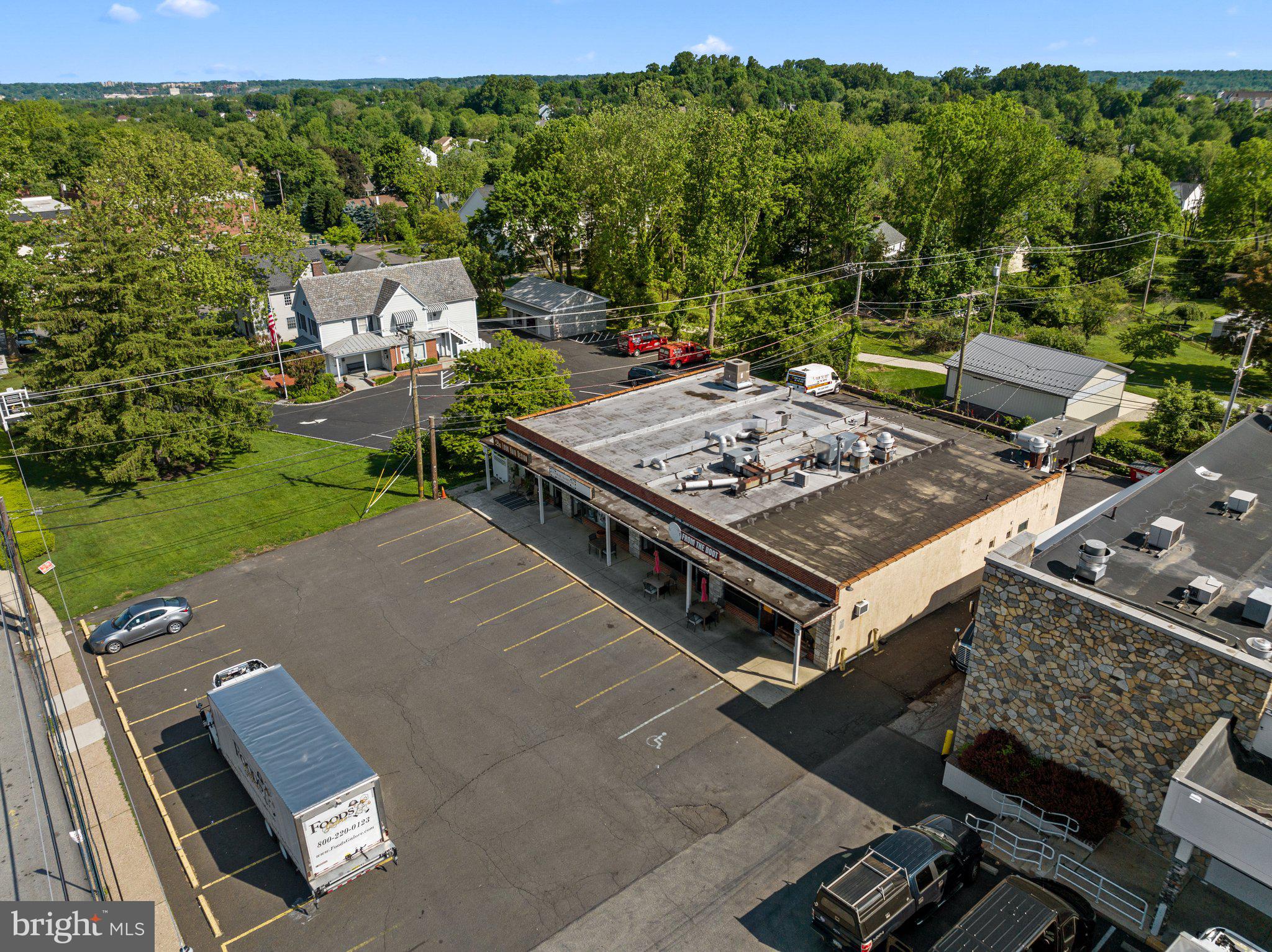 LAFAYETTE HILL - Commercial Sale