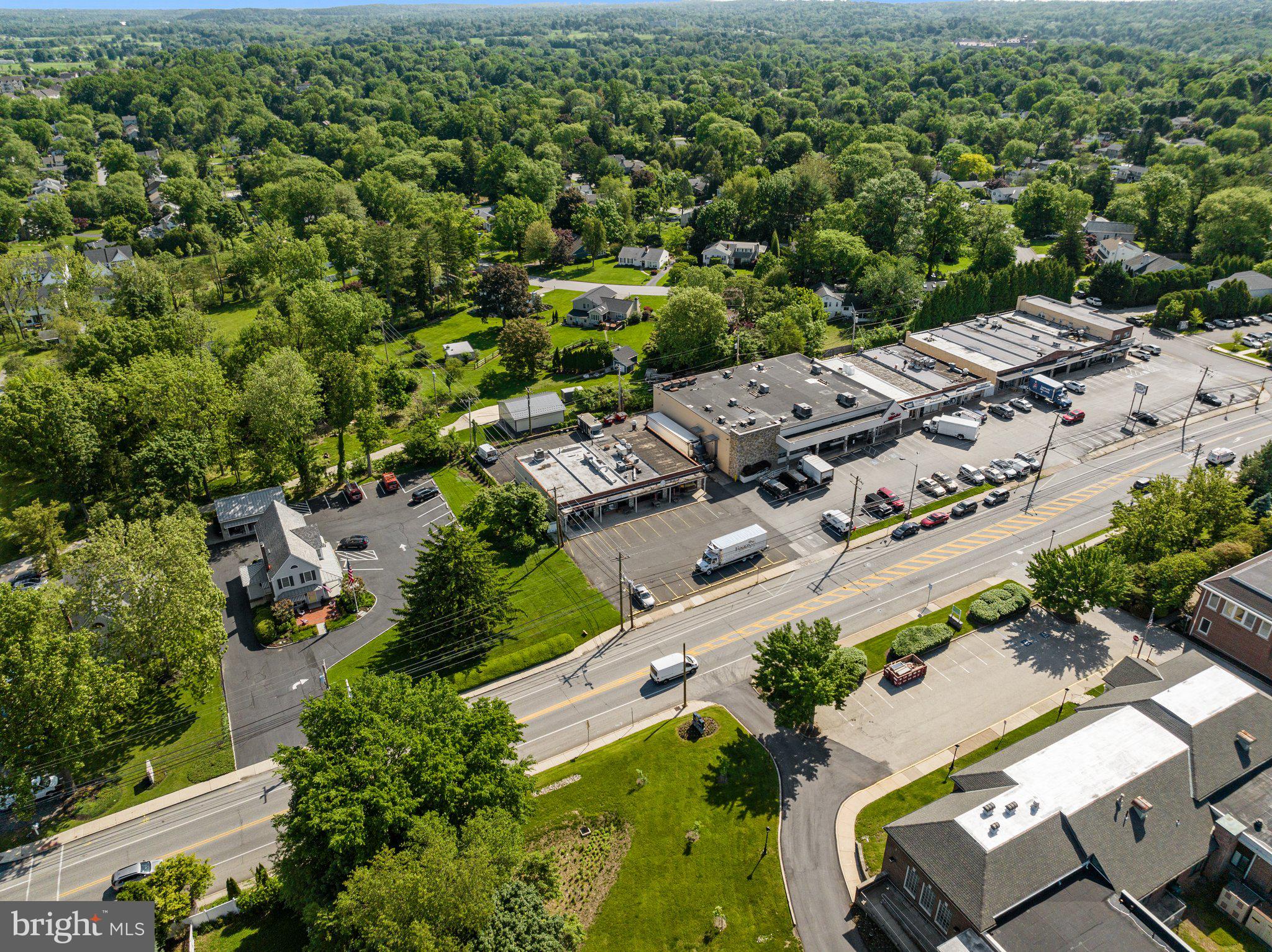 LAFAYETTE HILL - Commercial Sale