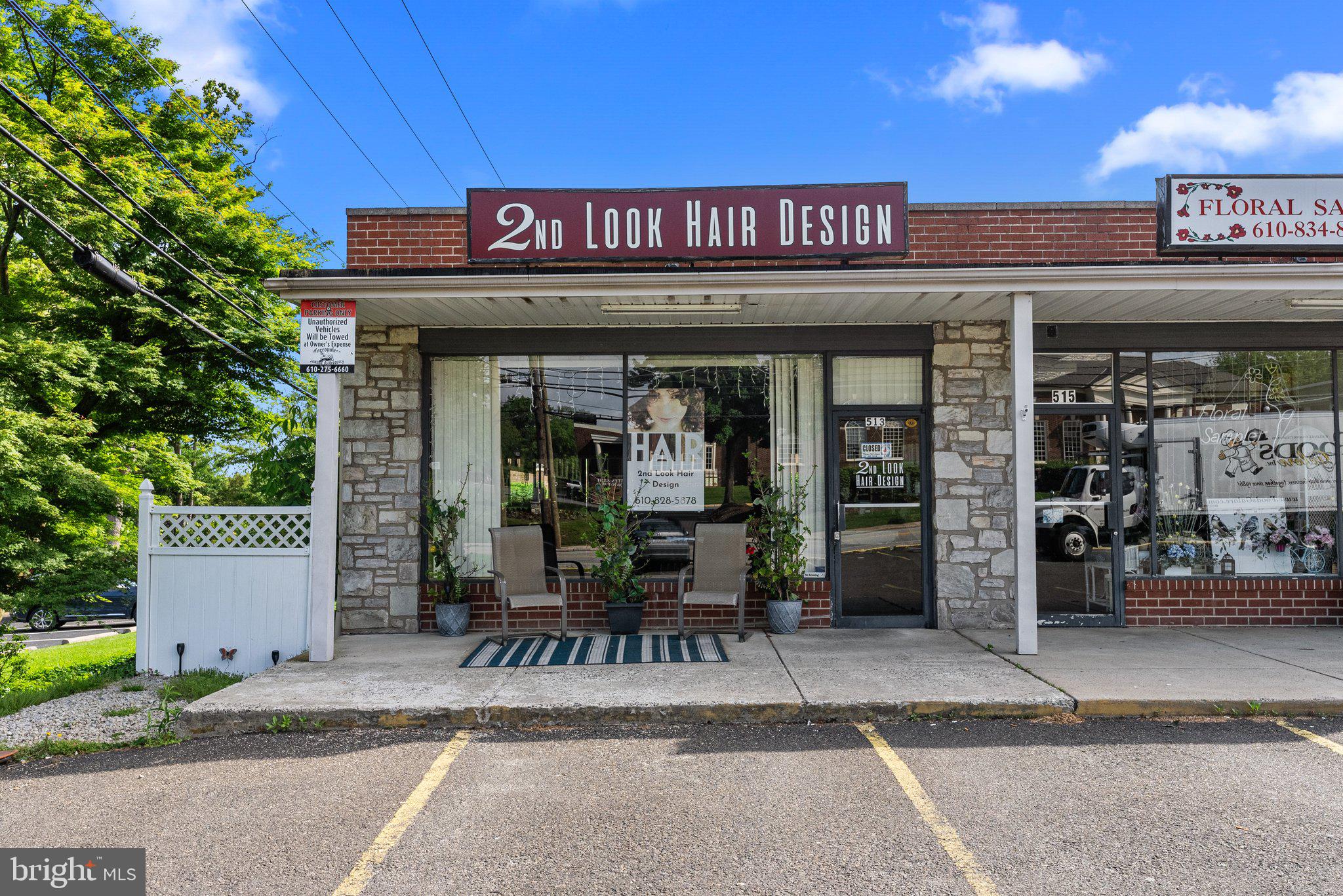 LAFAYETTE HILL - Commercial Sale