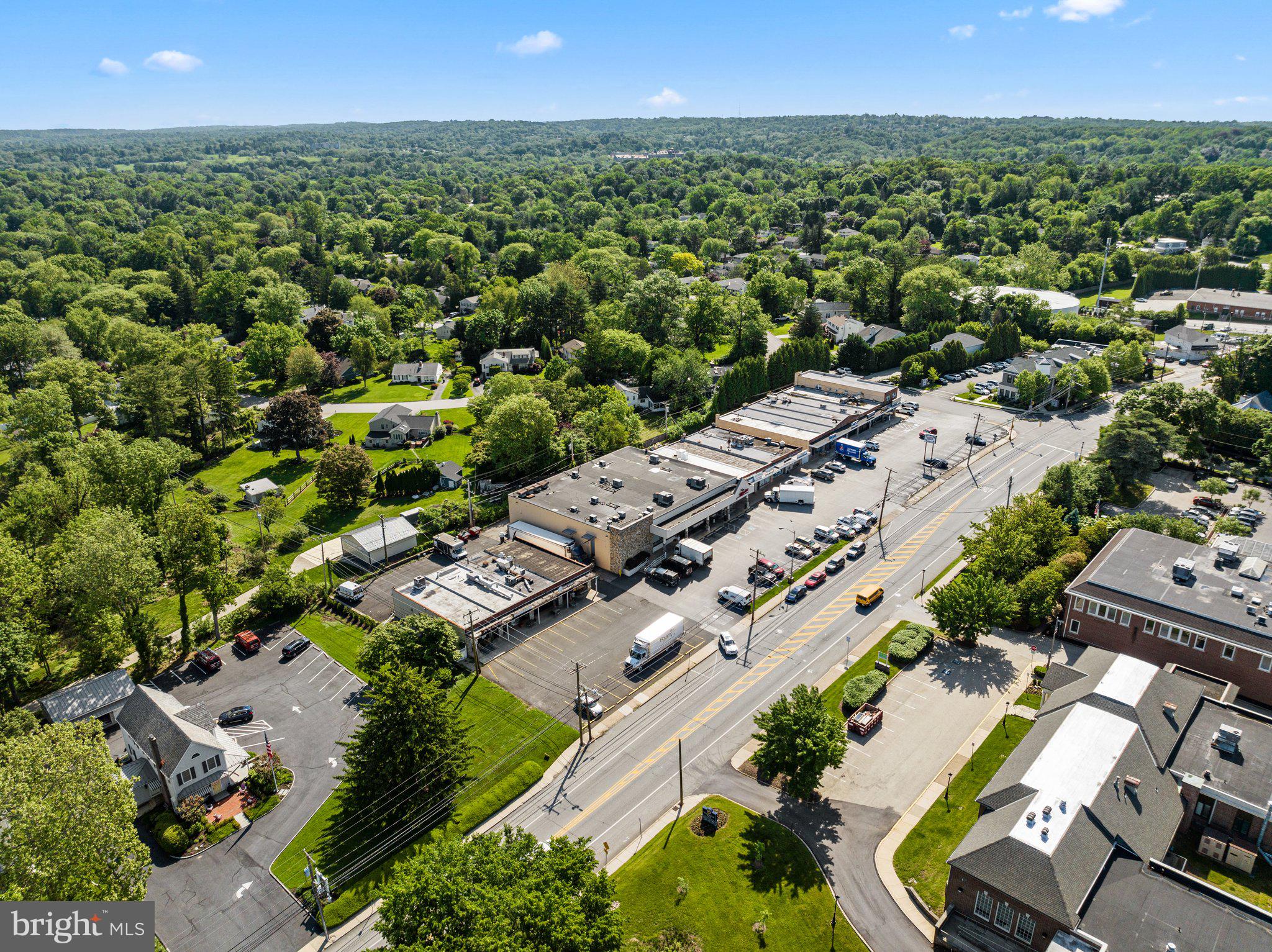 LAFAYETTE HILL - Commercial Sale